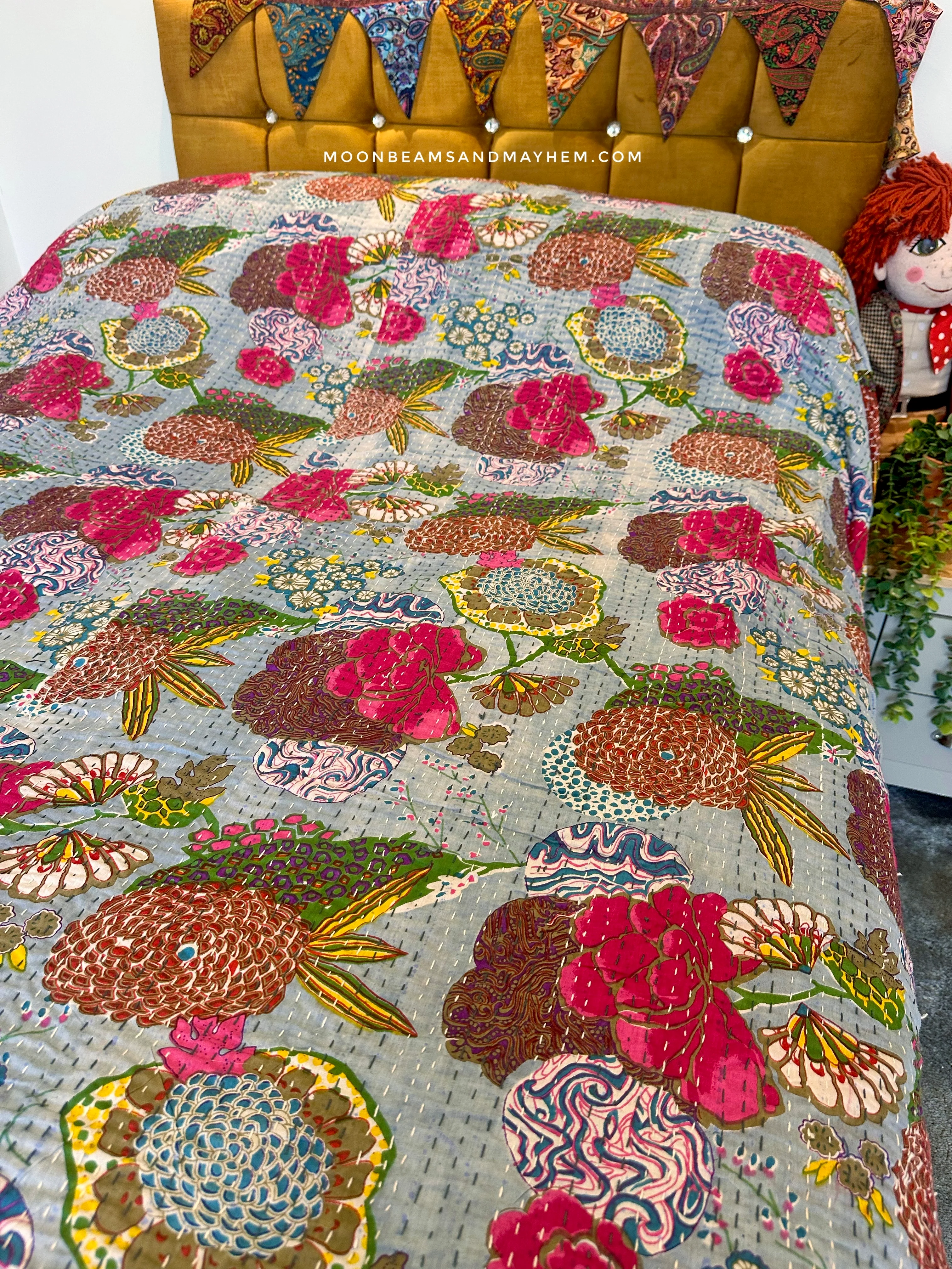 DOUBLE KANTHA THROW - Image 2